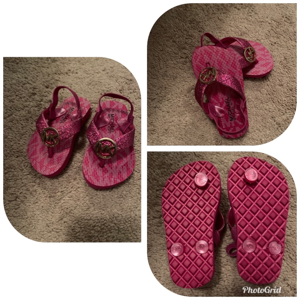 MK child sandals